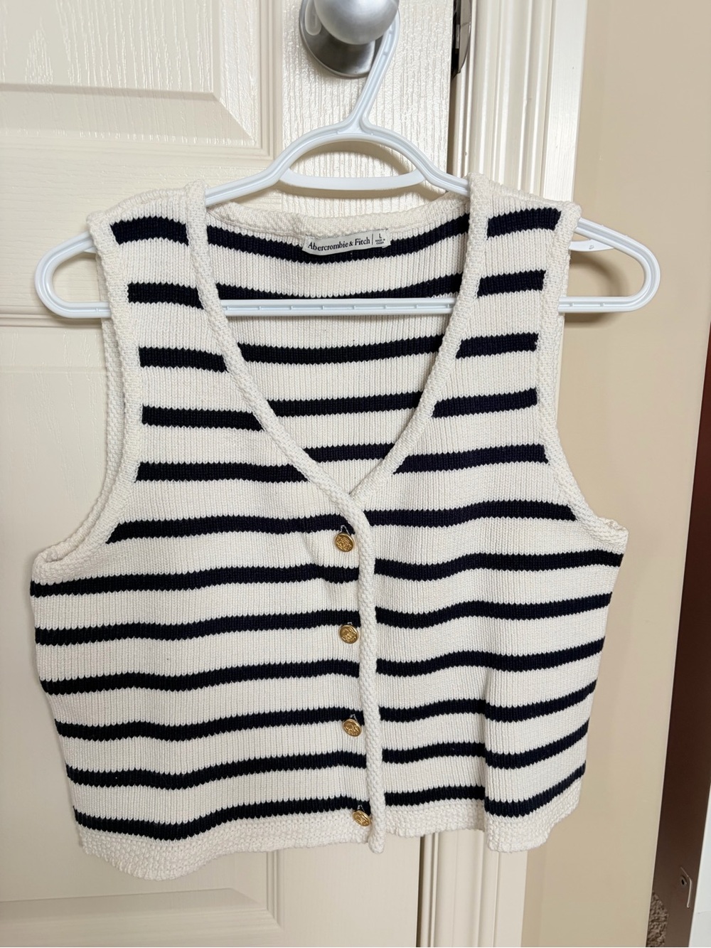 Abercrombie & Fitch Black and Striped Set Ribbed Knit Vest with Button Detail - Picture 5 of 8